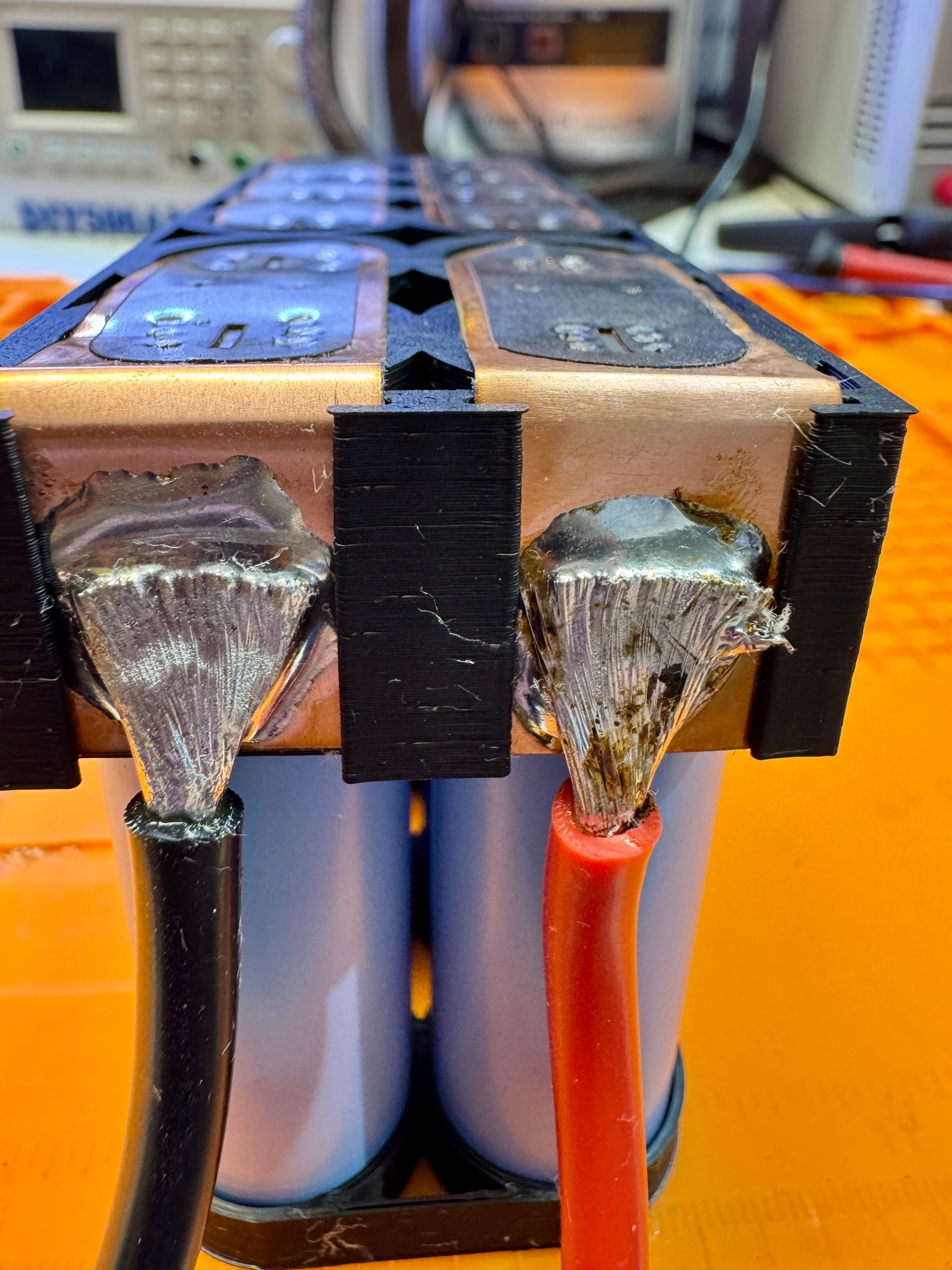 6S2P 22.2V 140A 8000 mAh Ultra-Lightweight LiPo Alternative – EVE 40PL Tabless Cells