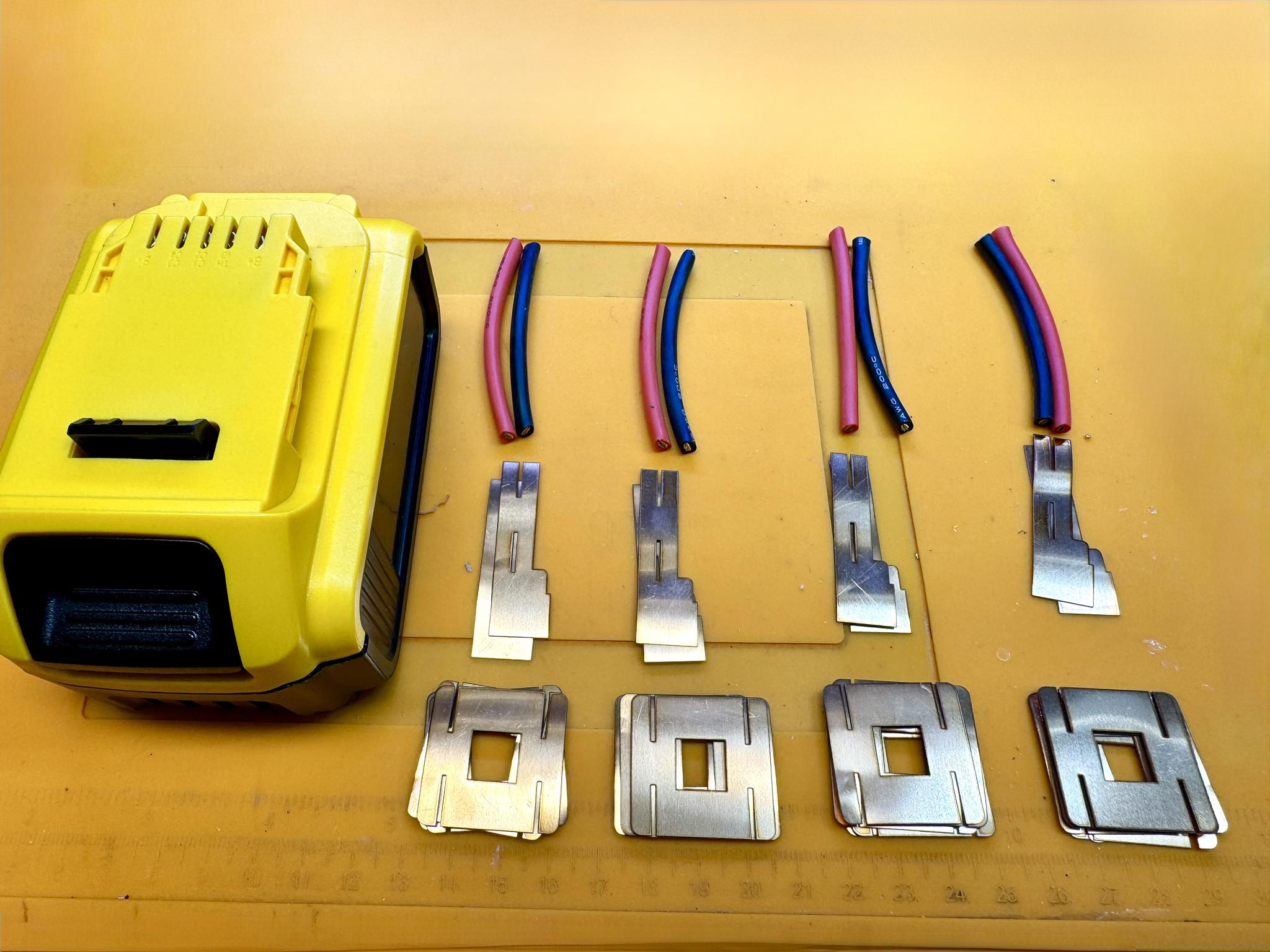 DeWalt XR Battery Copper Busbar + 12 AWG Cable Upgrade Kit (For 4Ah–6Ah Case Kits)