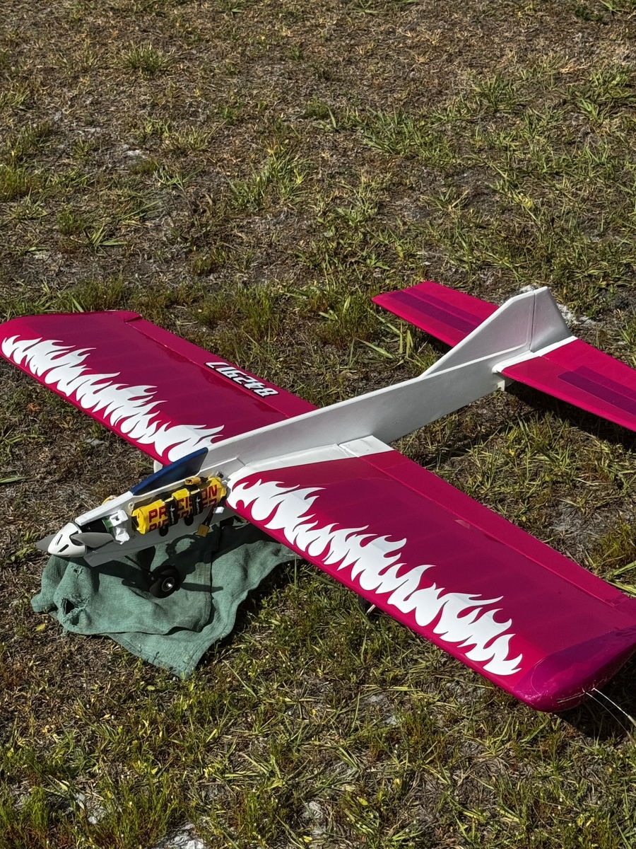 Customer-built EVE 30PL 18650 battery pack for a model airplane